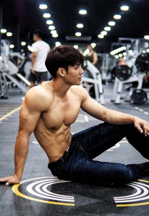 Den Khun-muscle